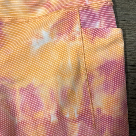 Athleta Salutation Stash Pocket II Capri Legging Size SP - Picture 3 of 7